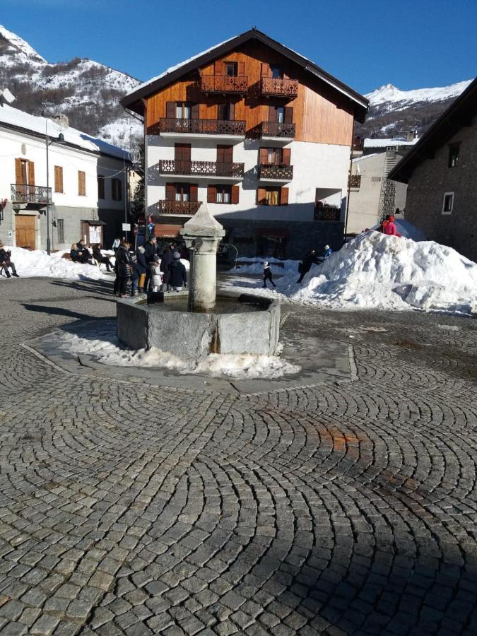 Deacons Lodge Bardonecchia Exterior foto